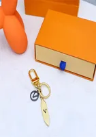 Designer Keychain Gold Letter Schnuckle Autosschlüsselkette Mädchen Bag Anhänger Liebhaber Paar Keyrings Portachiavi Luxus Carabiner Keychain1518848