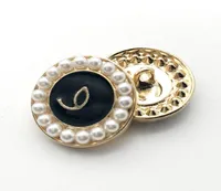Round Letter Pearl Diy Button for Shirt Coat Cardigan Metal Letters Clothing Sewing Buttons2508480