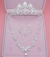 Beautiful Bridal Jewelry Set Three Piece Crown Earring Necklace Jewelry Bling Bling Wedding Accessories Cheap Ladies Party Ac5004404