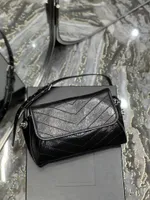 Mode Frauenbeutel Umhängetasche große Kapazität Handtasche Crossbody Chest Bag Tailentasche Kettenbag Aufbewahrung Schultergurt Verstellbares schwarzes Diamantmuster 28*16*9 cm