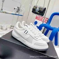 Designer Small Fragrant Casual Board New Reflective Color Contrast Sports in Spring 2023 Women's Mesh Jelly Bottom Daddy Shoes