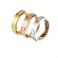 Anéis de noivado anel de amor de diamante 4mm 5mm 6mm Titanium Steel Silver e mulheres jóias de ouro rosa para amantes Casal Rings Presente presente