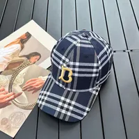 Tasarımcılar Beyzbol Kapağı Luxurys Erkek ve Kadınlar Casquette Klasik Eğlence Spor Turizm Güneş şapkası Yüksek Kalite Lüks Top Kapakları Ayarlanabilir Sokak Takım Moda Şapkaları