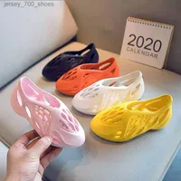 2023 여자 패션 비치 소년 여름 샌들 베이비 유아 아기 미끄러짐 미끄러짐 폼 어린이 가벼운 닫힌 발가락 신발