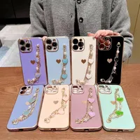 Luxury 6D Love Heart Chromed Cases for iPhone 14 Pro Max 13 12 11 X XR XS 8 7 Plus Fashion Bling Plating Metallic Wrist Chian Strap Pearl Armband Soft TPU Phone Back Cover Cover