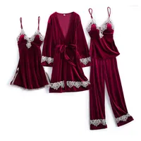 Women's Sleepwear 2023 Gold Velvet 4 Pieces Warm Autumn Winter Pajamas Sets Women Sexy Lace Robe Suit Sleeveless Nightwear