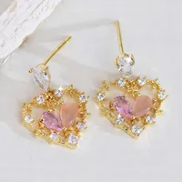 Charm 2022 New Korean Sweet Pink Zirconia Cute Heart Earring Exquisite Fashion Temperament Women Stud Earrings Holiday Gift G230320