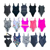 Frau einteilige Bademode-Designerin Badeanzug Sommerstrand Badeanzüge für Frauen Bikinis Rückenlose Kleidung