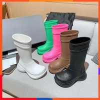2023 NEW Croc x designer boots luxury women boot Rain Rubber Winter Rainboots Platform Ankle Slip-On Half Pink Black Green Focalistic CROSS fashion