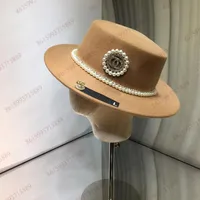 Hepburn style bow bowler hat Retro fashion Hats New brand designer Sunshade caps winter black color213T