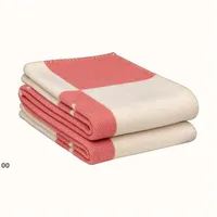 135x165cm New Plaid Throw Blanket Crochet Soft Wool Scarf Shawl Portable Warm Sofa Bed Fleece Knitted Cape Pink Blankets n276K
