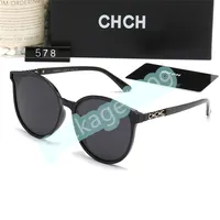 578 Designer Sonnenbrille Mode Sonnenbrille für Frauen Luxus Buchstaben Spiegel Bein mit Diamond Beach Shading UV -Schutz polarisiertes Gläser Geschenk mit Box gut