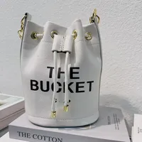 Designer bucket bag Alphabet women's new fashion handbag Europe and America diagonal span Messenger Bags mobile phone bag