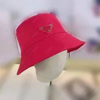 Nylon Bucket Hat Unisex Women Mens Hats Triangle Letter Embroidery Luxurys Designers Caps Mens Bonnet Beanie Designer P Cap Womens272W