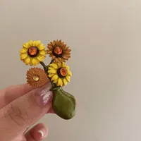Brooches Beautiful Resin Sunflower For Women 2023 Arc Flower Fashion Jewelry Brooch Pins
