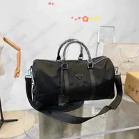 Re-Edition Travel Bag Canvas Handbag Women Handle Large Capacity Shoulder Nylon Bag Designer Mens Luggage Bags Baggage Triangle Lo287R
