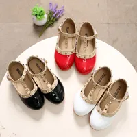 Flat Shoes Arrivals Rivets Girls T Strap Party For Kids Children Flats Fashion Baby Princess Shoe Big Sandals MCH097