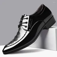 Dress Shoes Men's Formal Leather Black Patent Spring Autumn Business Casual Men Luxury Pointed Wedding Shoe