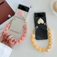 Cell Phone Cases Fashion Cute Love Heart Bracelet Portable Hand Chain Phone Case For Samsung Galaxy Z Flip 3 5G Hard PC Bowknot Protective Cover Z0324