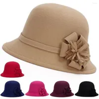 Berets Vintage Casual Basin Hat Wool Felt Dome Bucket Cap With Flower Bowler Hats Fedoras