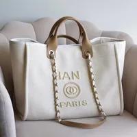 Klassisk Deauville Tote Shopping Bag Luxury Channel Handväska Kvinnor Mens Nylon Canvas axelväska Hög kapacitet Designer Crossbody Clutch Summer Beach Väskor