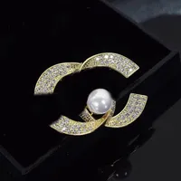 Retro Luxury Large Pearl Brooch Brand Letter Designer Brooches For Women Charm Wedding Gift High Quality Jewelry Accessorie