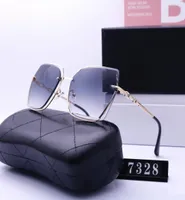 Designer Sunglasses For Women and Men Fashion Model Special UV 400 Protection Letter Leg Double Beam Frame Outdoor Brands Design A1956241