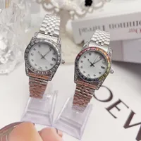 14 Kleur Top Hoge Women White Diamond ingelegde polshorloges Face Big Date Quartz Automatisch horloge Waterdichte roestvrijstalen dameshorloges