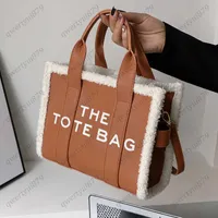 Totes PU Leather Marc Handbags Bag with Large Capacity Shoulder for Women Letter Printed Tote Bag Multi Colors Totes Purse 0325 23