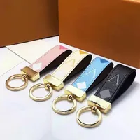 Designer Keychains Car Key Chain Bags Decoration Cowhide Gift Design for Man Woman 4 Option Top Quality271Z