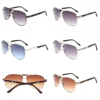 Wholesale Designer Sunglasses Original Eyewear Beach Outdoor Shades PC Frame Fashion V Classic Lady Mirrors for Women And Men Protection Sun Glasses Gifts L