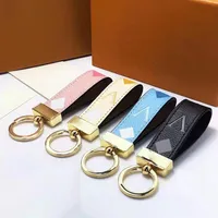 Designer Keychains Car Key Chain Bags Decoration Cowhide Gift Design for Man Woman 4 Option Top Quality259r