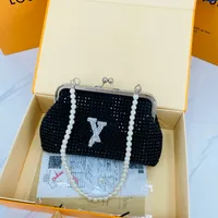 Klassisk lyxdesigner New Fashion Shoulder Bags Metal Chain Crossbody Bag Handväska Plånbok Kvinnor Flip Cover Bling Bling Messenger Bag