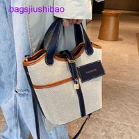 Designer Herms Picotin Lock bags online shop Korean Large Bag Women's Autumn Winter 2023 New Fashion Crossbody Texture Small Handheld Bucket MK1G