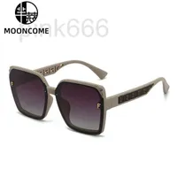 Sunglasses designer MOC Midlife Fashion Advanced Sense Women's Polarized Show Face Small Driving Glasses 2918 TZ55