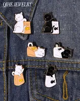 Black White Cat Enamel Pin Cartoon Fish Brooch Badge Jewelry Accessories Backpack Sweater Lapel Jewelry Whole Gifts Friends9097354