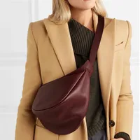 Banana Bags Moon Shoulder Bag Ladies Leather Designer Handbags Women Crossbody Messenger Dropshipingm Italy Styles Totes291f