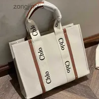 2023 Hands outlet Woody Canvas Cloe Designer Totes Bags Tote Bag Summer Leisure Japanese Printed Letter Shopping Large Capacity Fashion Versatile DM76