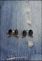 Mini Sunglasses Enamel Pins Cartoon Glasses Badges Custom Brooches Bag Men Shirt Clothes Lapel Pin Punk Cool Sunglasse Jewelry Dro2290672