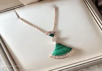 Jewelry divas dream Necklaces designers Fan shape necklace diamonds White pink Green Chalcedony small skirt female elegant jewelry4872406