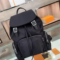 Mens Backpack Womens Luxurys Designers Backpacks Unisex Versatile School Bags Travel Bag 2021 Black Color286U