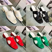 2023 Designer luxury pure color Low-heeled slippers classic fashion womens 100% leather Red green black white Vintage Slides sandals Ladies Non-slip Chunky heel shoes