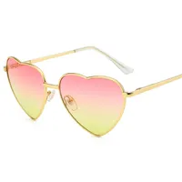 Brand Designer Heart Shape Fashion Sunglasses 9 Colors Candy Colors Goggles Party Couple Sunglass One Pieces Whole 250B