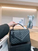 الكلاسيكيات الجديدة حقيبة اليدين حقيبة الكتف العلامة التجارية Loulou Y على شكل نمط التماس الجلود السيدات السلسلة المعدنية Clamshell Messenger Bags Box بالجملة والذهب والفضة.
