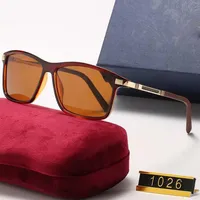 Classic 1026 Design Polarized Luxury Sunglasses Men Women Pilot Eyewear UV400 Eyewears Glasses Metal Frame Polaroid Lens With box2933