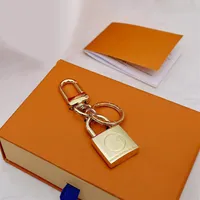 high qualtiy brand designer astronaut keychain accessories design key ring alloy metal car key chains gift box334u