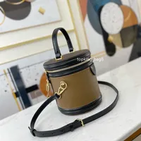 2021 Women Handbags Purses Bags Fashion Woman Designer Handbag Top Quality Cosmetic Case Bucket Shoulder Bag Crossbody Cylinder Pa2736