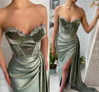 Gorgeous Mint Green Plus Size Mermaid Evening Dresses Sweetheart Crystals Rhinestone High Side Split Formal Wear Celebrity Birthday Special Occasion Prom Dress