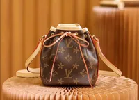 2023 Tasarımcı Çanta Eski Çiçek Kadın Çanta Deri Çok Yönlü Bir Omuz Crossbody Çantalar Drawstring Mini kova çantası moda çapraz çanta çanta çantaları sırt çantası