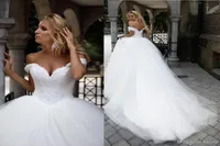 New Ball Gown Wedding Dresses Sweetheart Off Shoulder Princess Bridal Gowns Beaded Lace with Pearls Laceup Wedding Dresses9088927